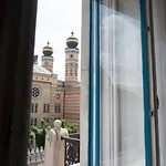 Nest Synagogue Apartment *
