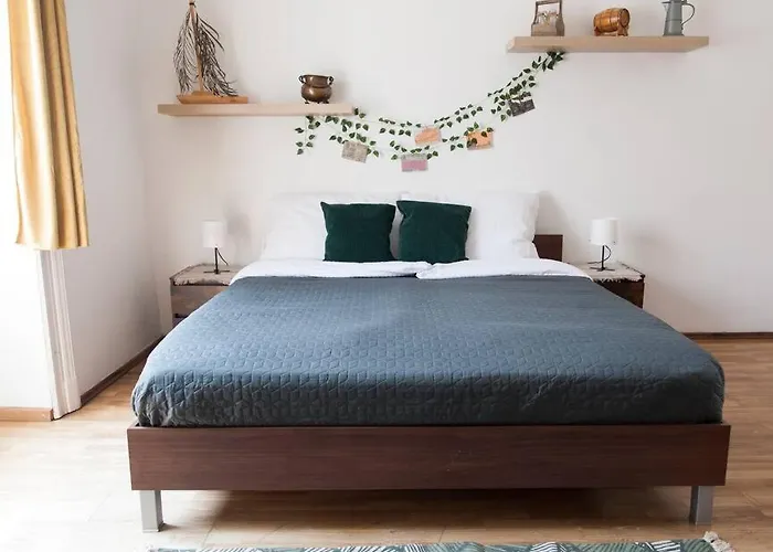 Nest Synagogue 아파트