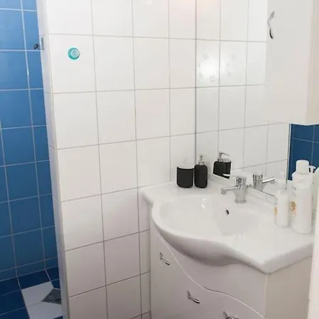 Nest Synagogue Lejlighed