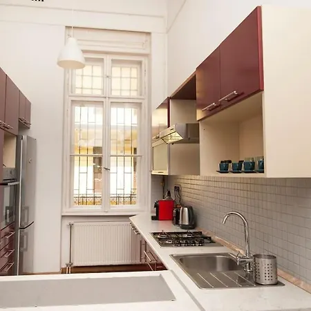 Central Nest Synagogue Apartment