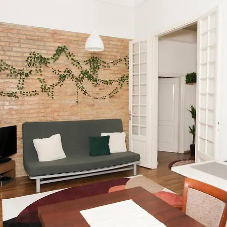 Apartament Nest Synagogue *