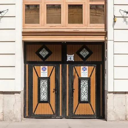 Nest Synagogue Budapest